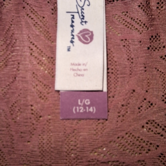 A bundle of 4 pairs of ladies' large panties. Sexy, comfortable, lingerie - Picture 7 of 15